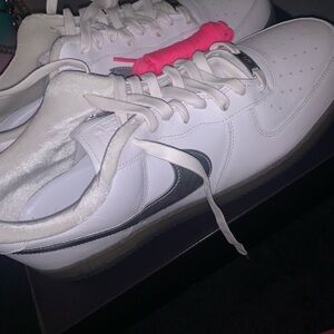 Nike Air Force 1 '07 PRM White and Metallic Silver